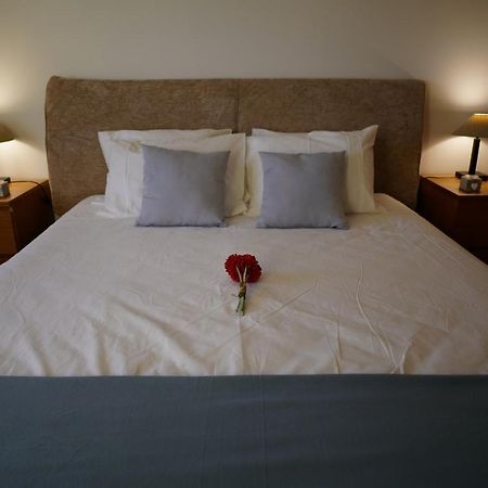 Amazing Lodge By The Ocean - Fully Equipped! เอริเซรา ภายนอก รูปภาพ