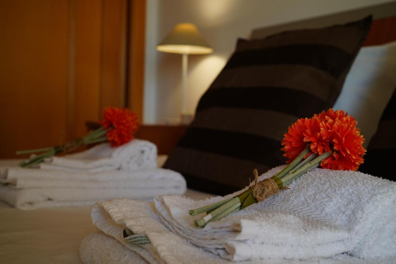 Amazing Lodge By The Ocean - Fully Equipped! เอริเซรา ภายนอก รูปภาพ